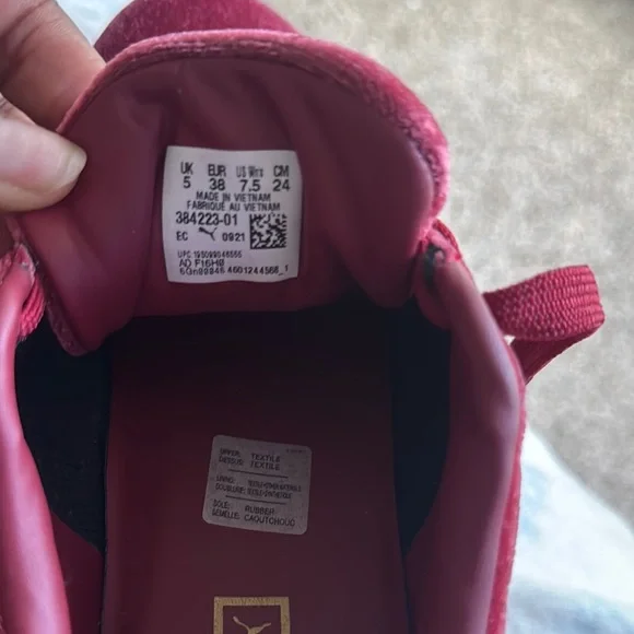 Puma Red Sneakers Modern Suede Design - Picture 5 of 6